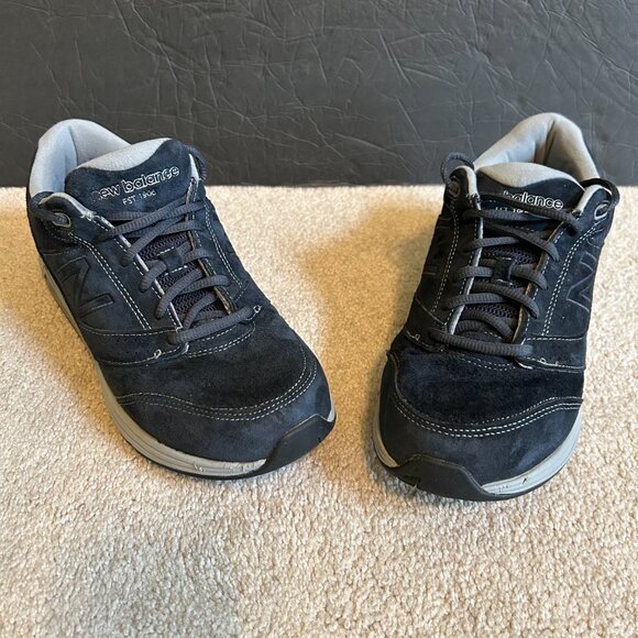 New Balance 928 v3 Women's Suede Walking Shoes Size 9.5 Navy Blue WW928NV3 - Picture 2 of 9